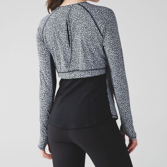 lululemon athletica Tops - Lululemon Cover Me Long Sleeve in Miss Mosaic